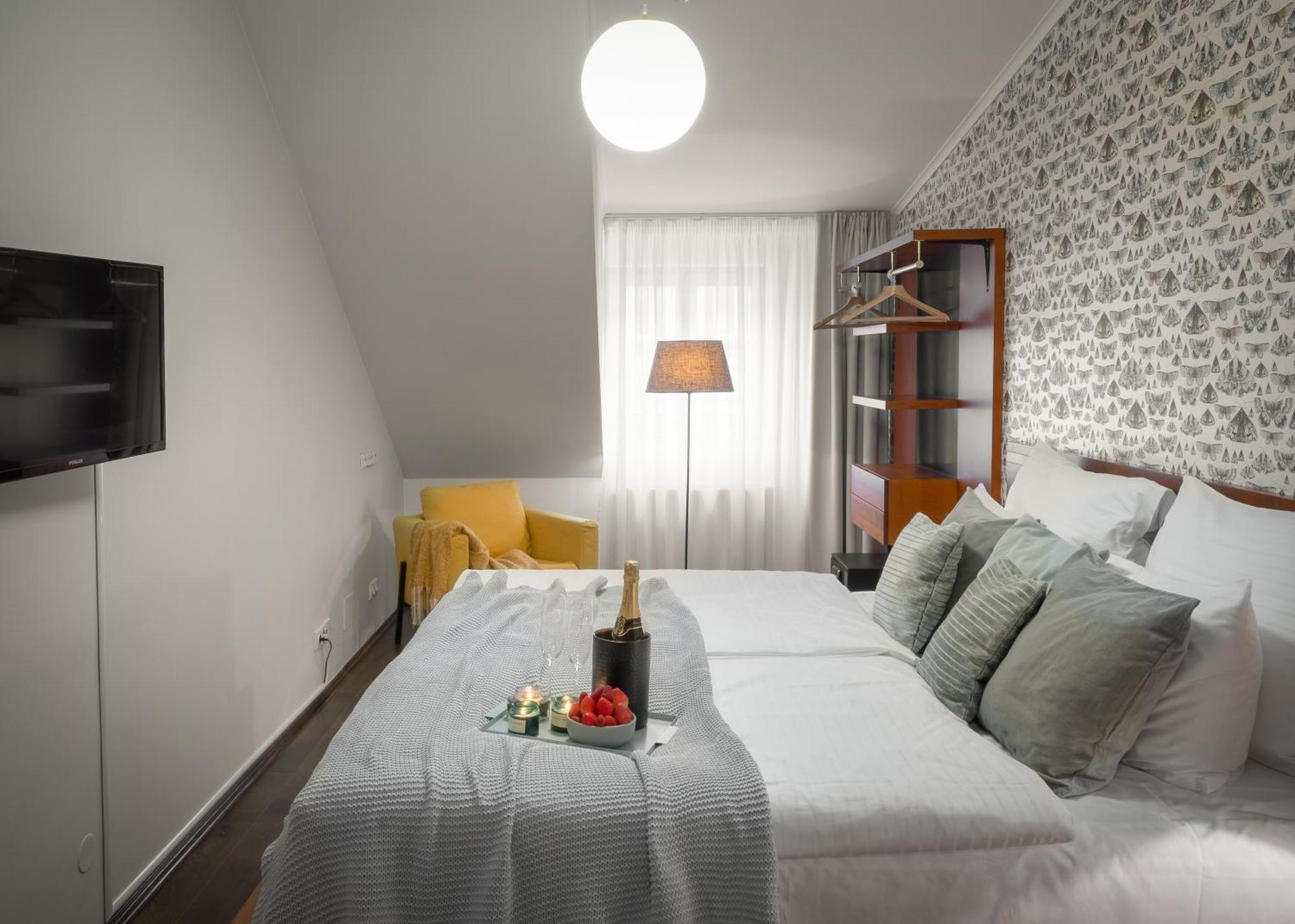 4 Elements Apartments Prague Exterior photo